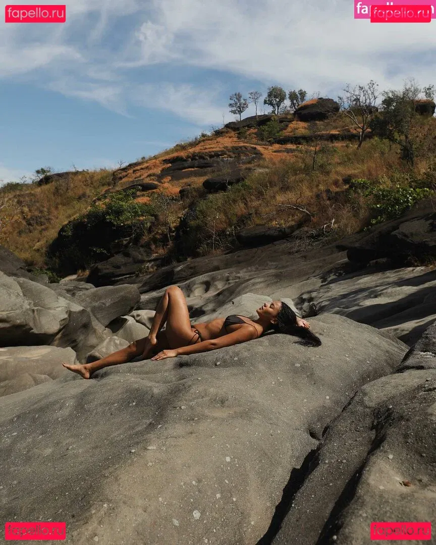 Bella Campos Onlyfans Photo Gallery 