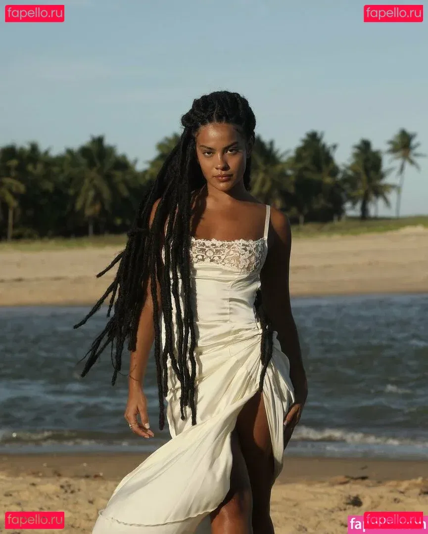 Bella Campos Onlyfans Photo Gallery 