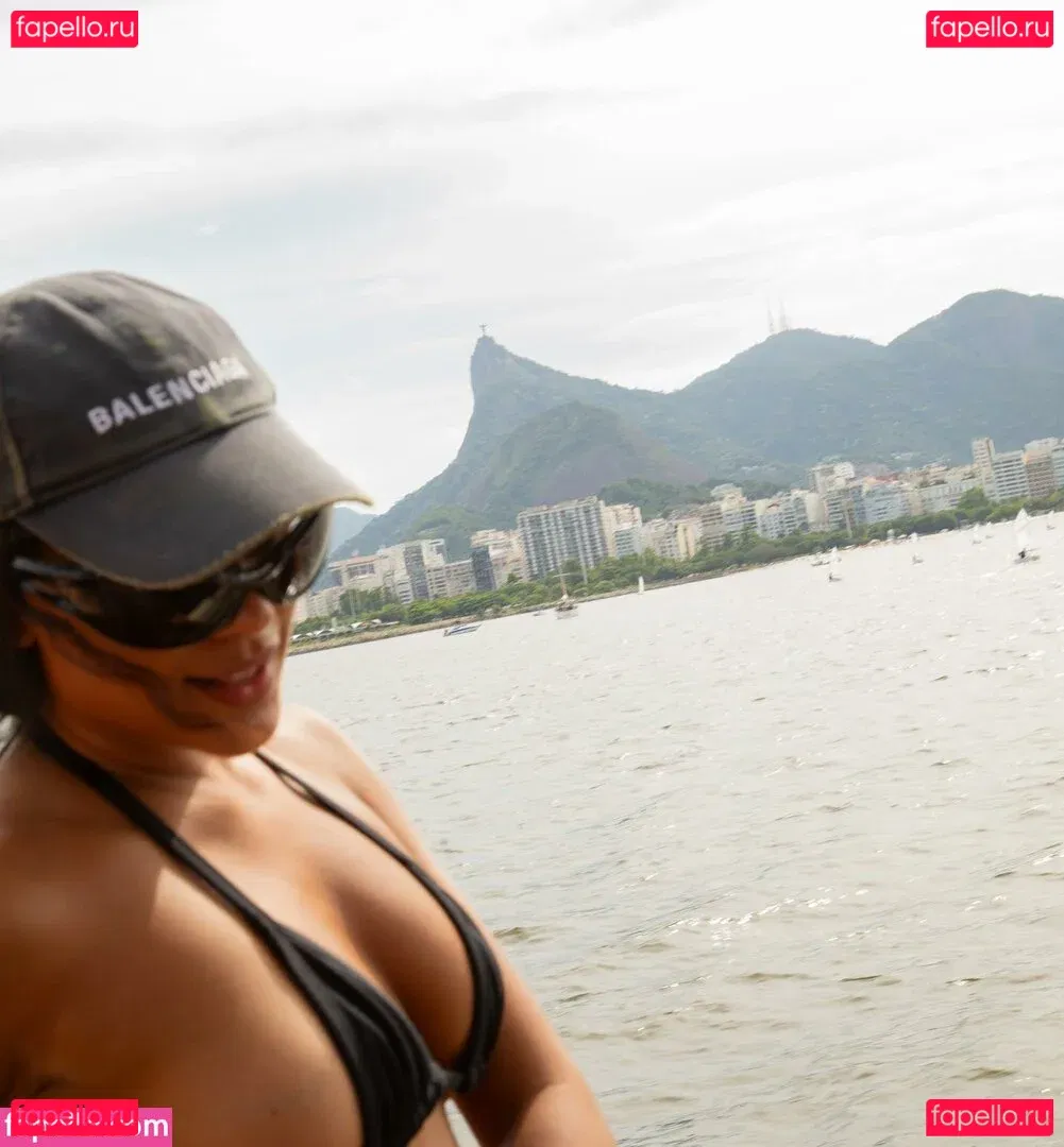 Bella Campos Onlyfans Photo Gallery 