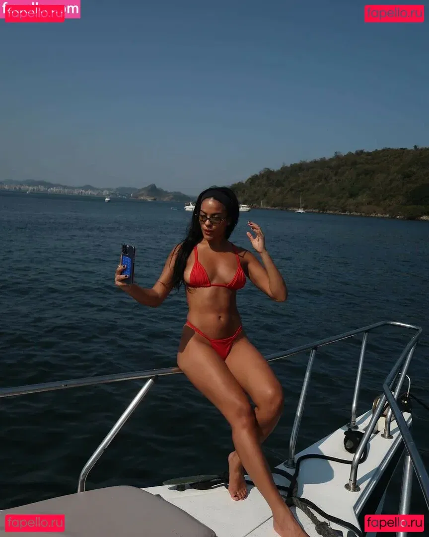 Bella Campos Onlyfans Photo Gallery 