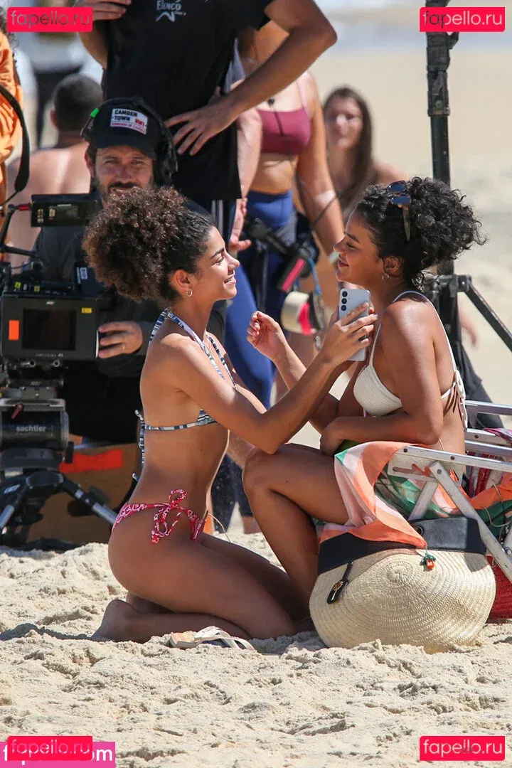 Bella Campos Onlyfans Photo Gallery 