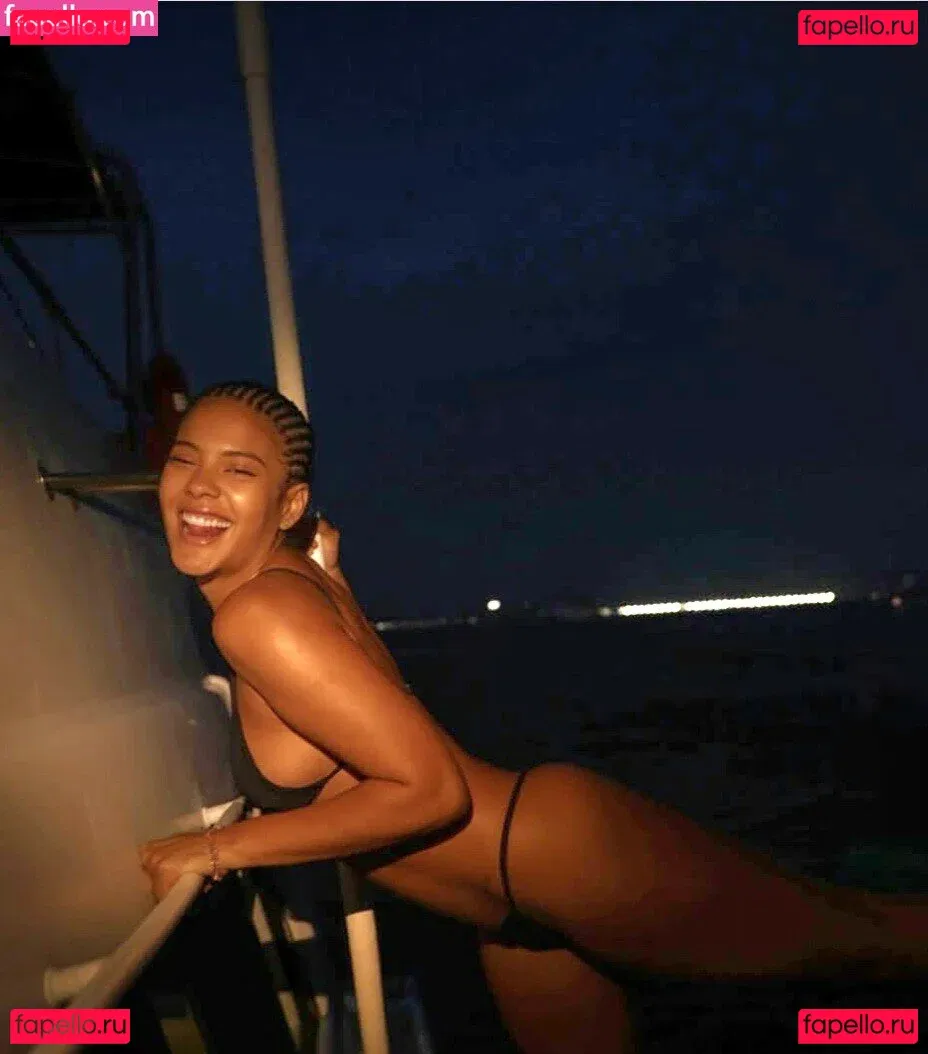 Bella Campos Onlyfans Photo Gallery 