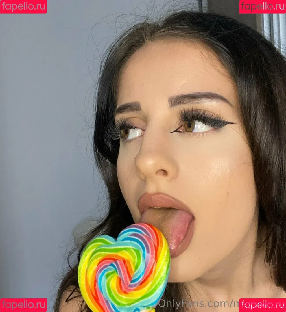 mimi.uwu Onlyfans Photo Gallery 