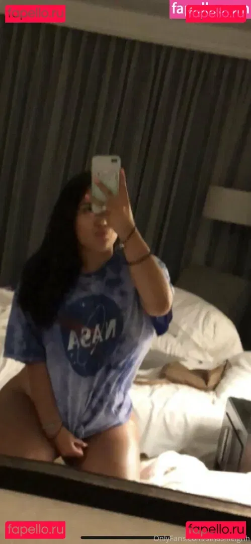 smashleighh Onlyfans Photo Gallery 