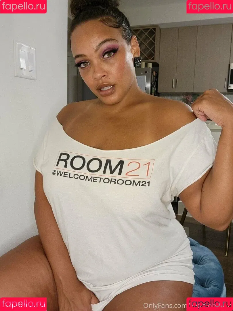 yettajobrown Onlyfans Photo Gallery 