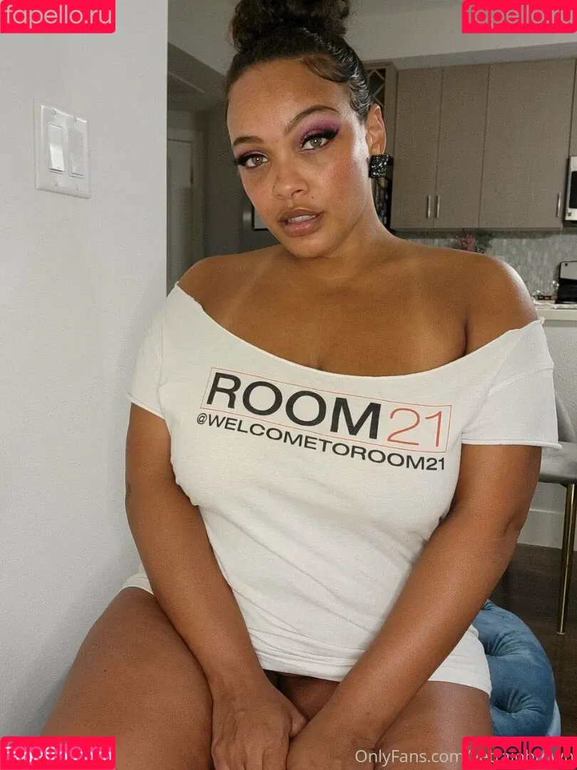 yettajobrown Onlyfans Photo Gallery 
