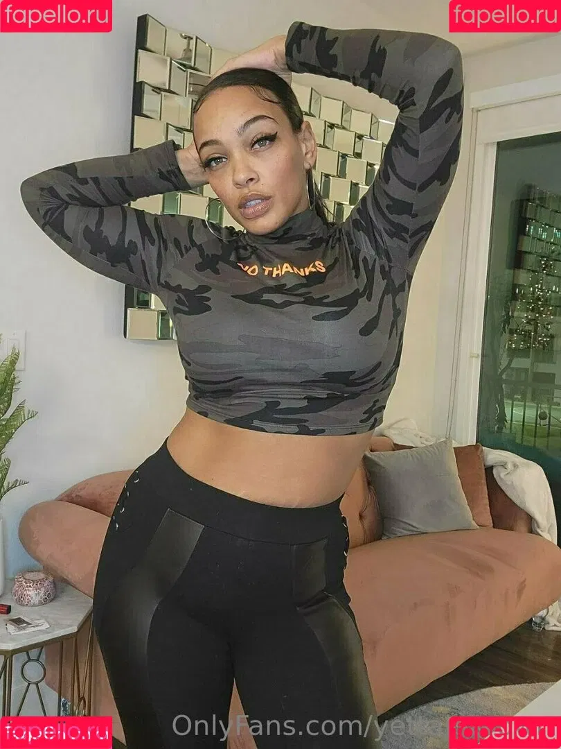 yettajobrown Onlyfans Photo Gallery 