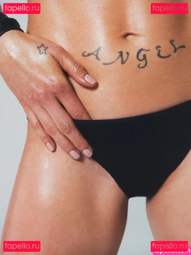 Melanie Chisholm Onlyfans Photo Gallery 