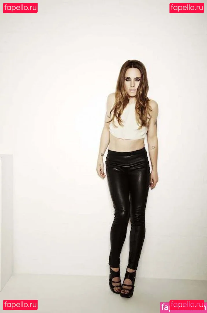 Melanie Chisholm Onlyfans Photo Gallery 