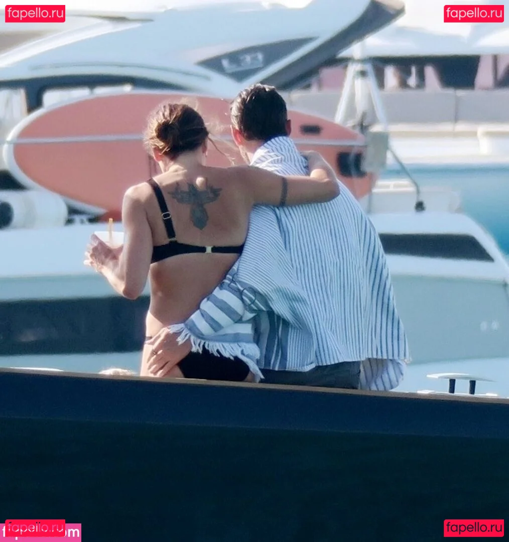 Melanie Chisholm Onlyfans Photo Gallery 