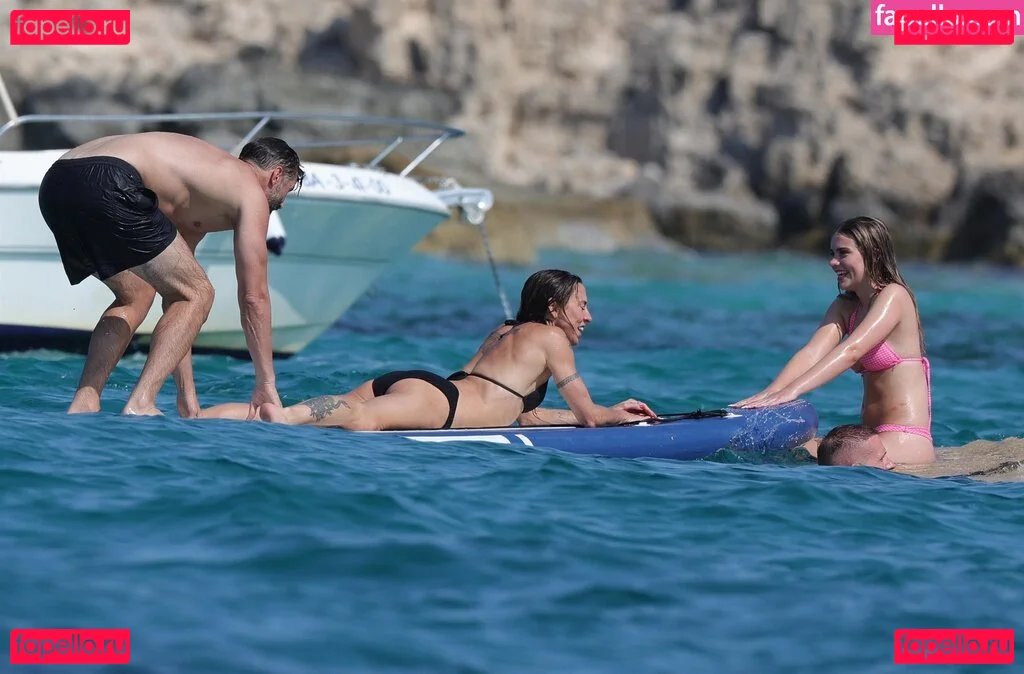 Melanie Chisholm Onlyfans Photo Gallery 