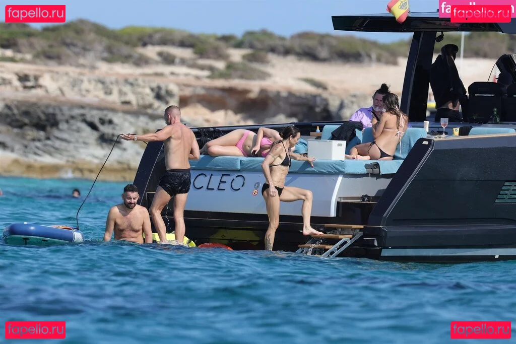 Melanie Chisholm Onlyfans Photo Gallery 