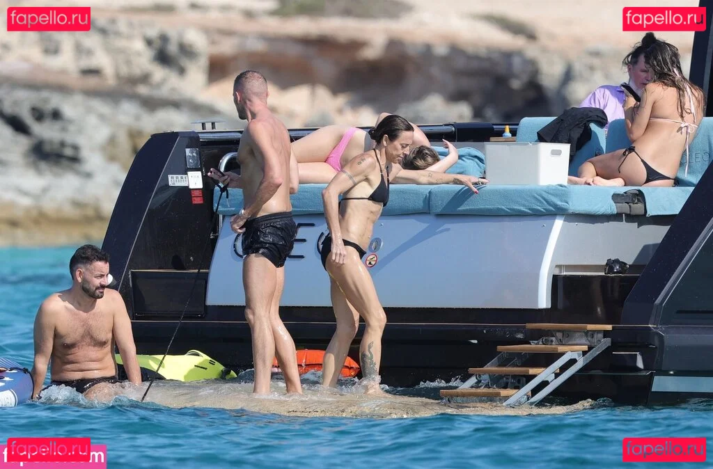 Melanie Chisholm Onlyfans Photo Gallery 