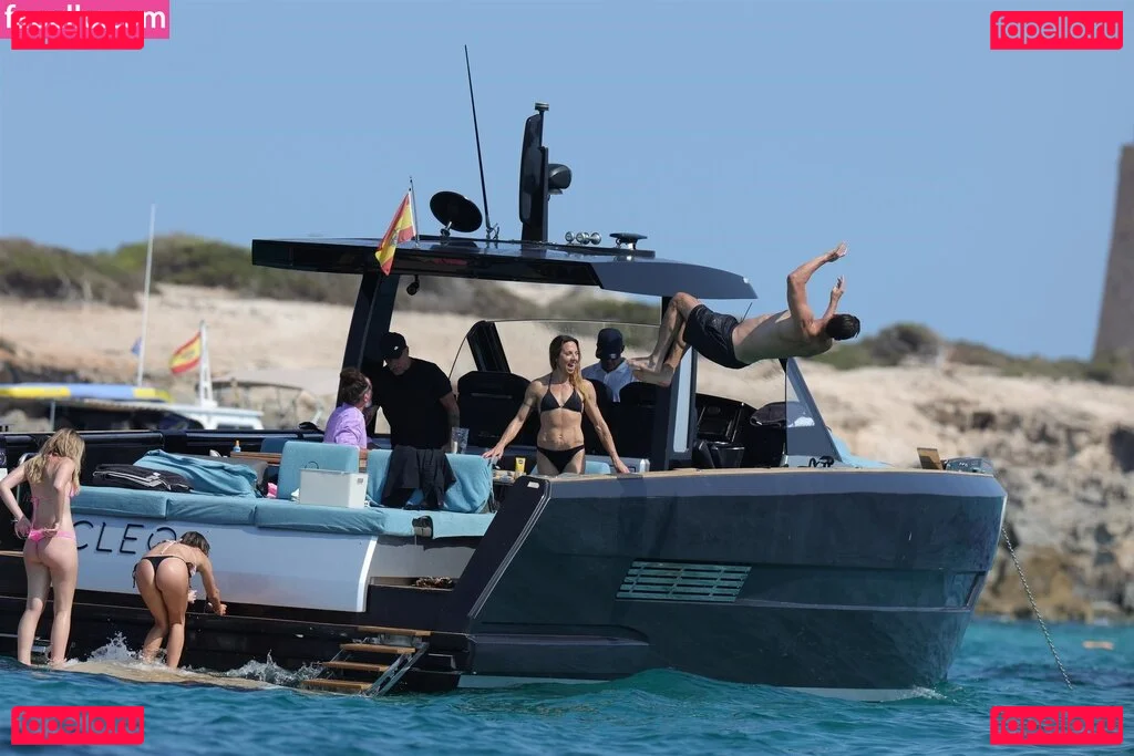 Melanie Chisholm Onlyfans Photo Gallery 