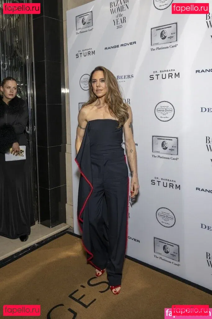 Melanie Chisholm Onlyfans Photo Gallery 