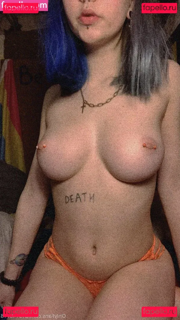 Radianttoilet Onlyfans Photo Gallery 