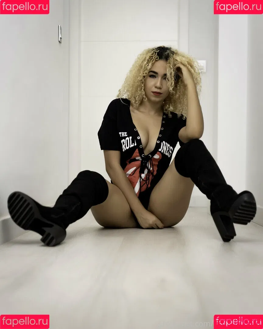 mariacabello Onlyfans Photo Gallery 