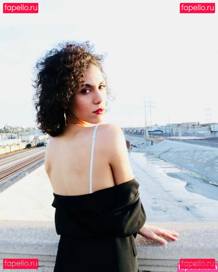 Andrea Sixtos Onlyfans Photo Gallery 