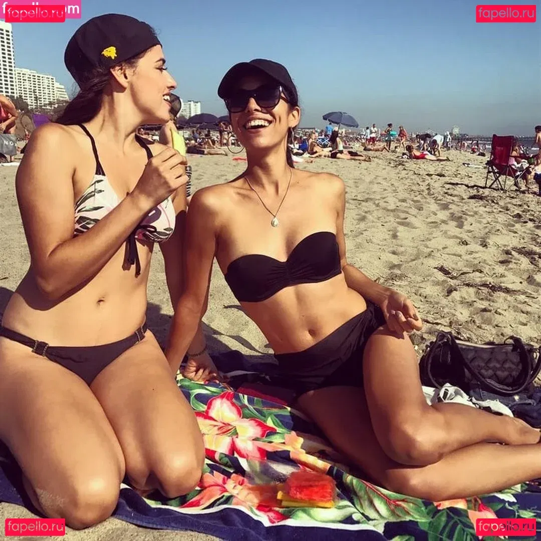 Andrea Sixtos Onlyfans Photo Gallery 