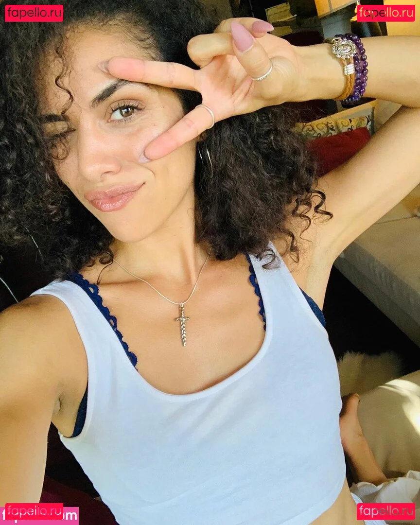 Andrea Sixtos Onlyfans Photo Gallery 