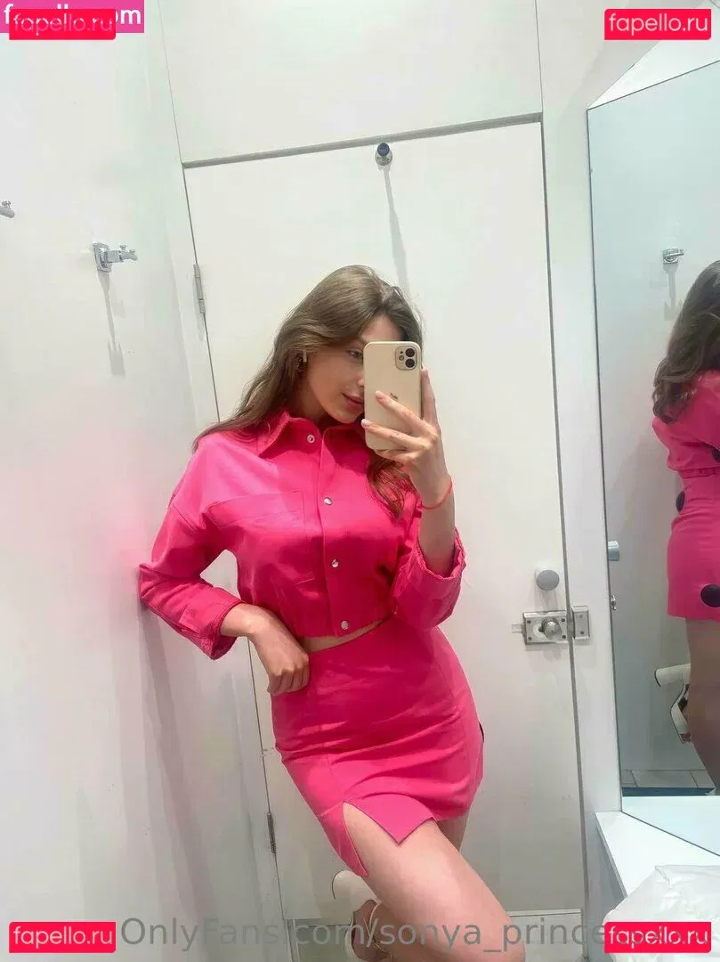 sonya_princessxxx Onlyfans Photo Gallery 