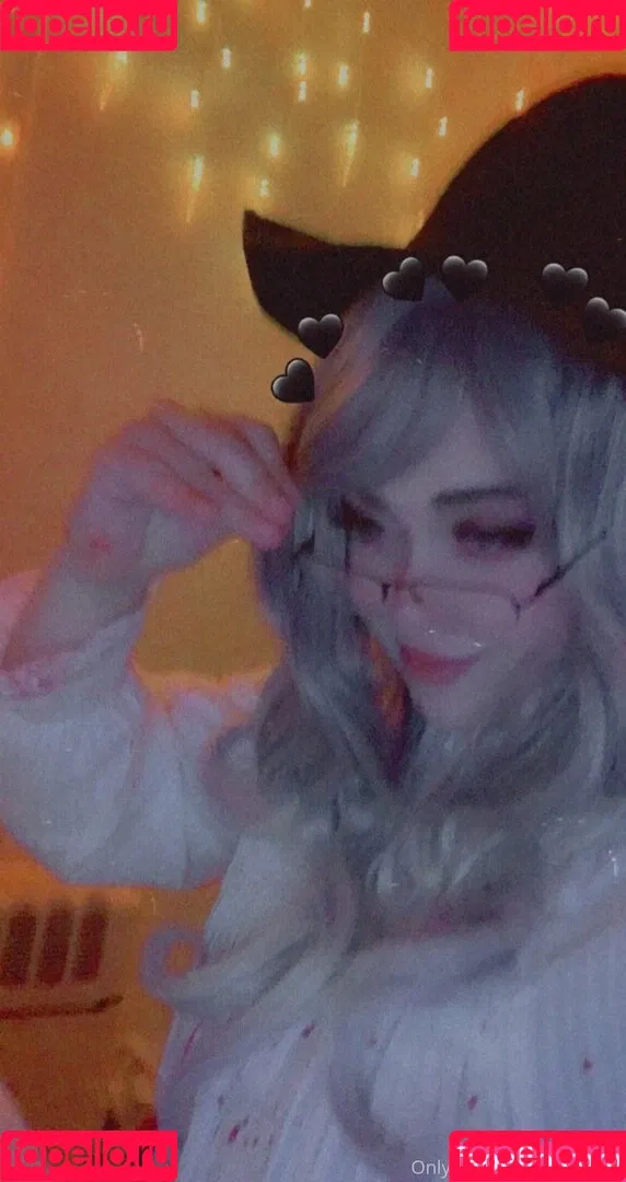 moyumie Onlyfans Photo Gallery 