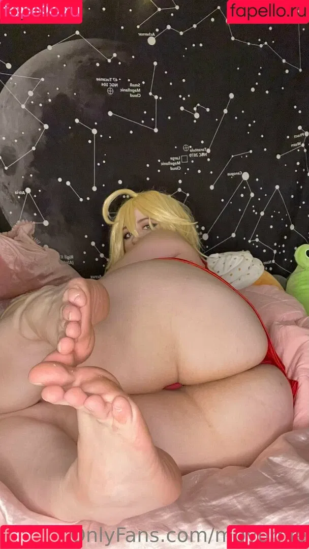 moyumie Onlyfans Photo Gallery 