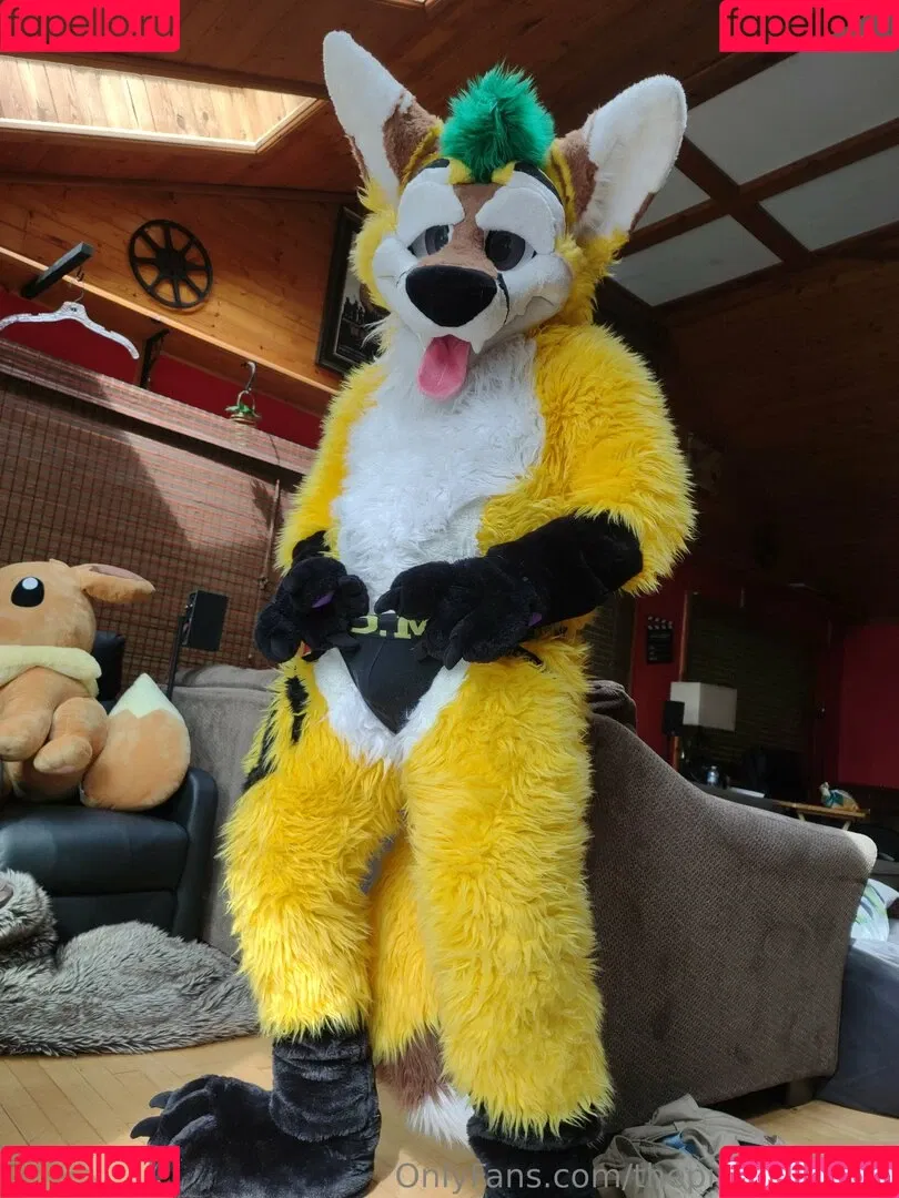 thepineapplefox Onlyfans Photo Gallery 