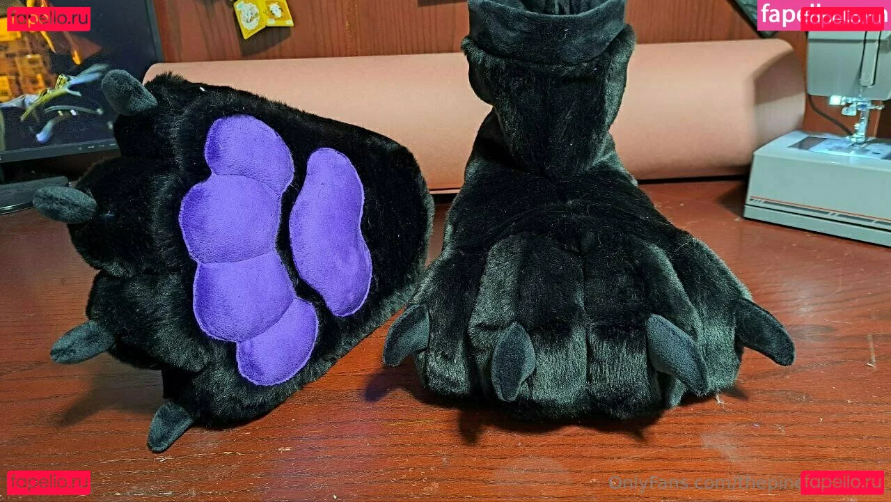 thepineapplefox Onlyfans Photo Gallery 