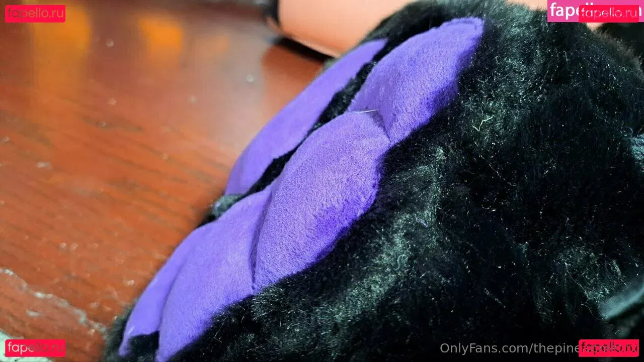 thepineapplefox Onlyfans Photo Gallery 