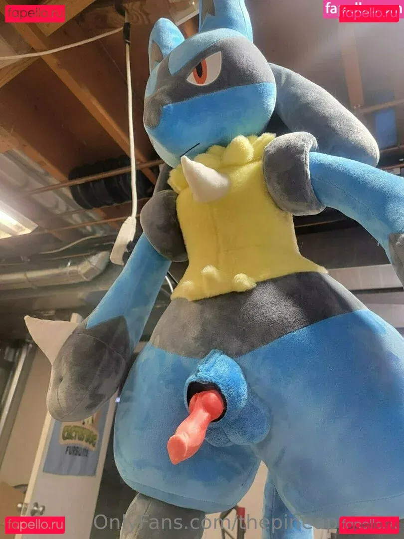 thepineapplefox Onlyfans Photo Gallery 