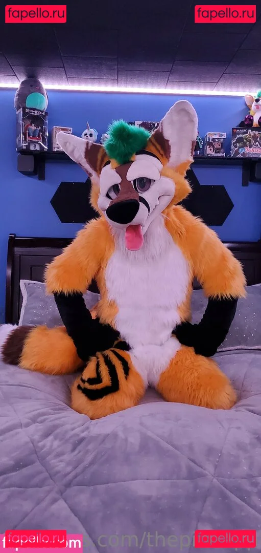 thepineapplefox Onlyfans Photo Gallery 