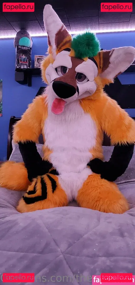 thepineapplefox Onlyfans Photo Gallery 