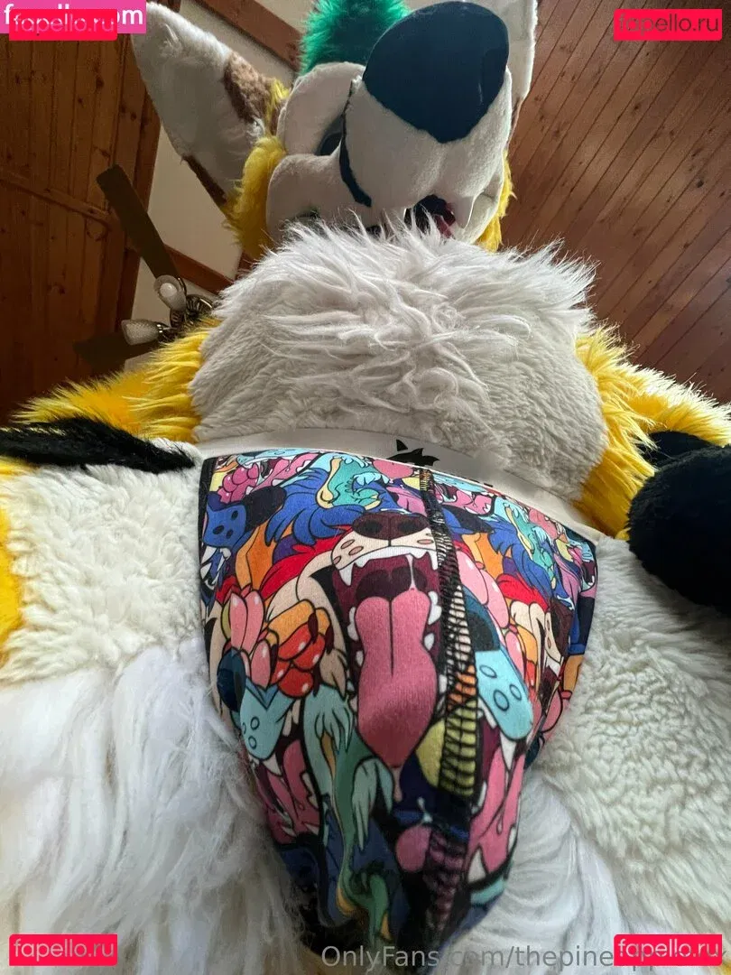 thepineapplefox Onlyfans Photo Gallery 