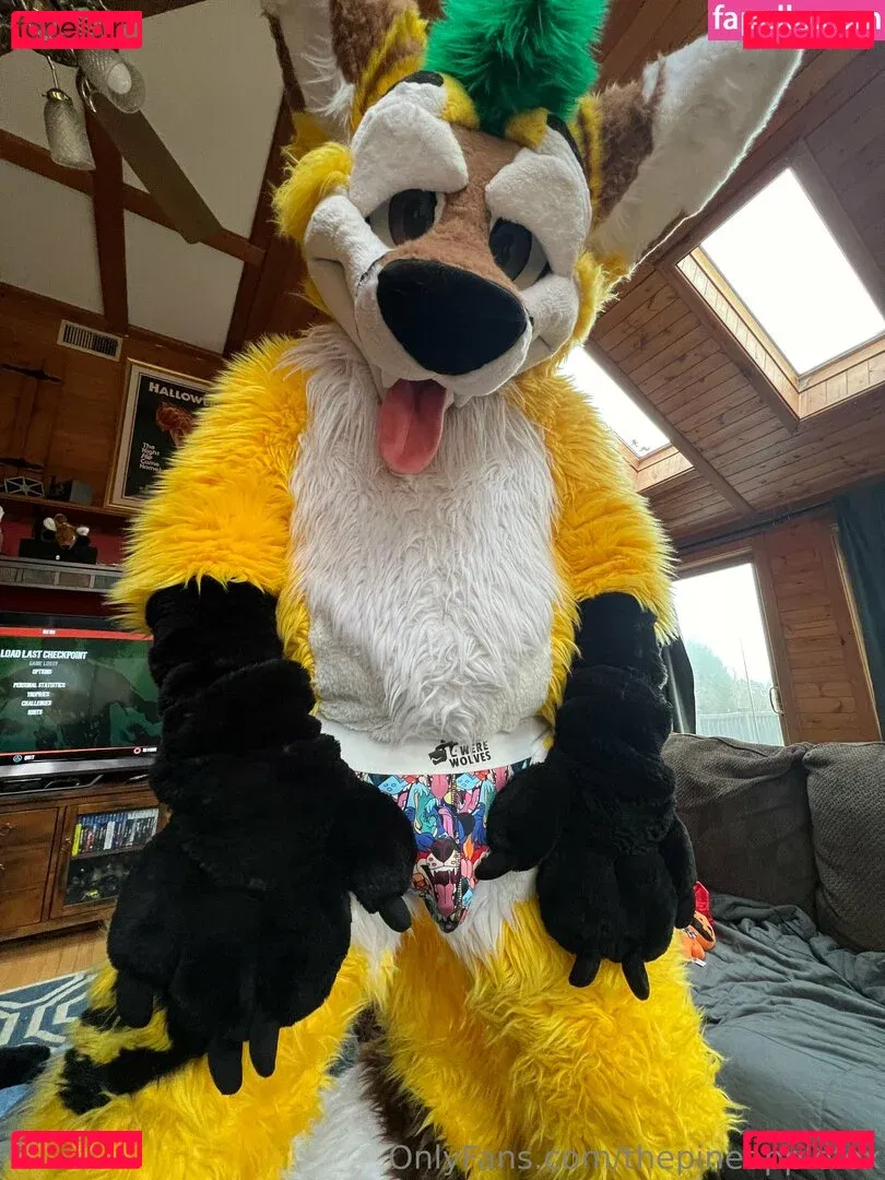 thepineapplefox Onlyfans Photo Gallery 