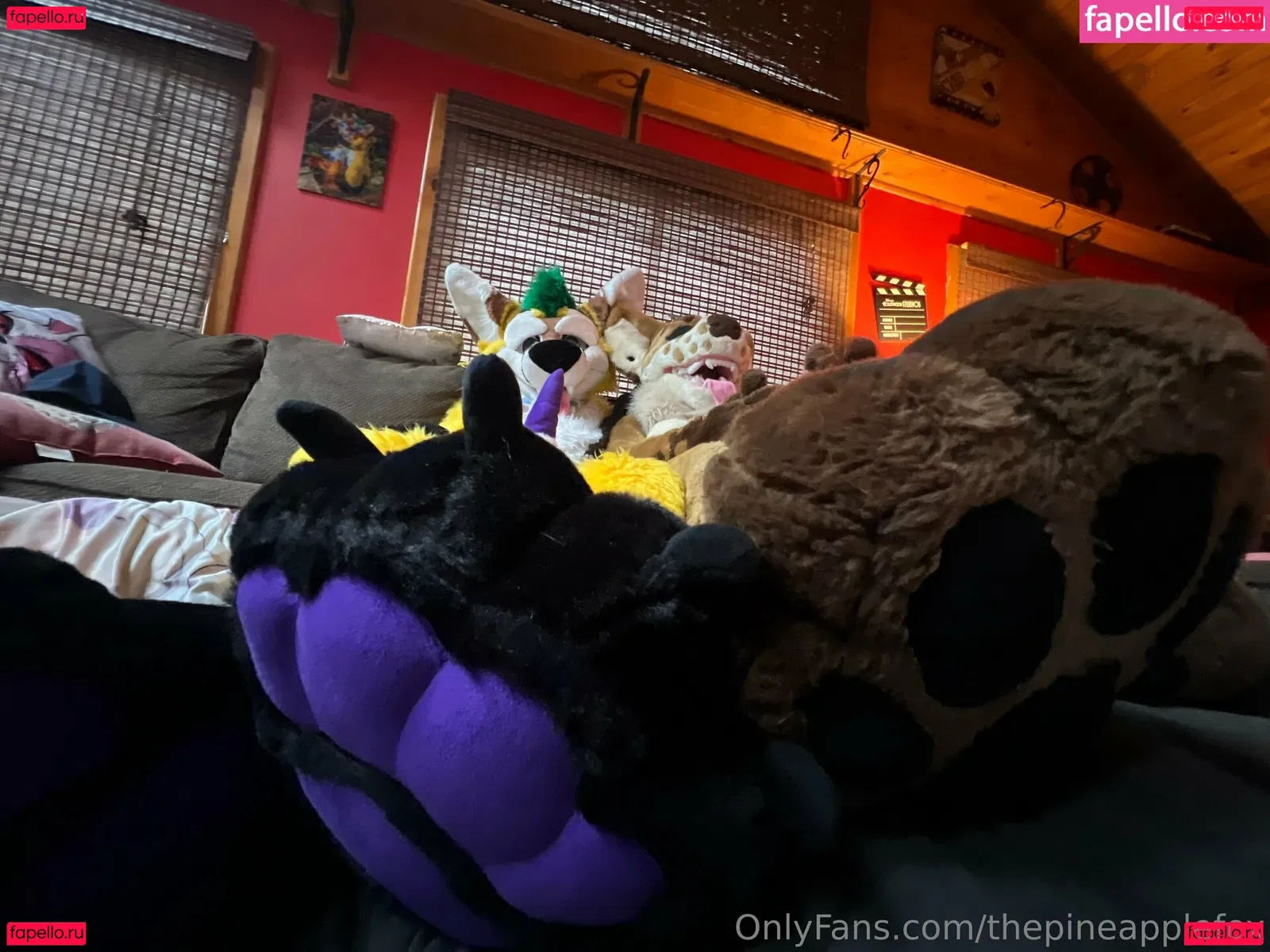 thepineapplefox Onlyfans Photo Gallery 