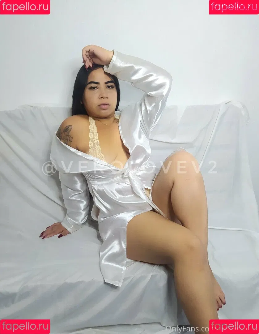 verolovev2 Onlyfans Photo Gallery 