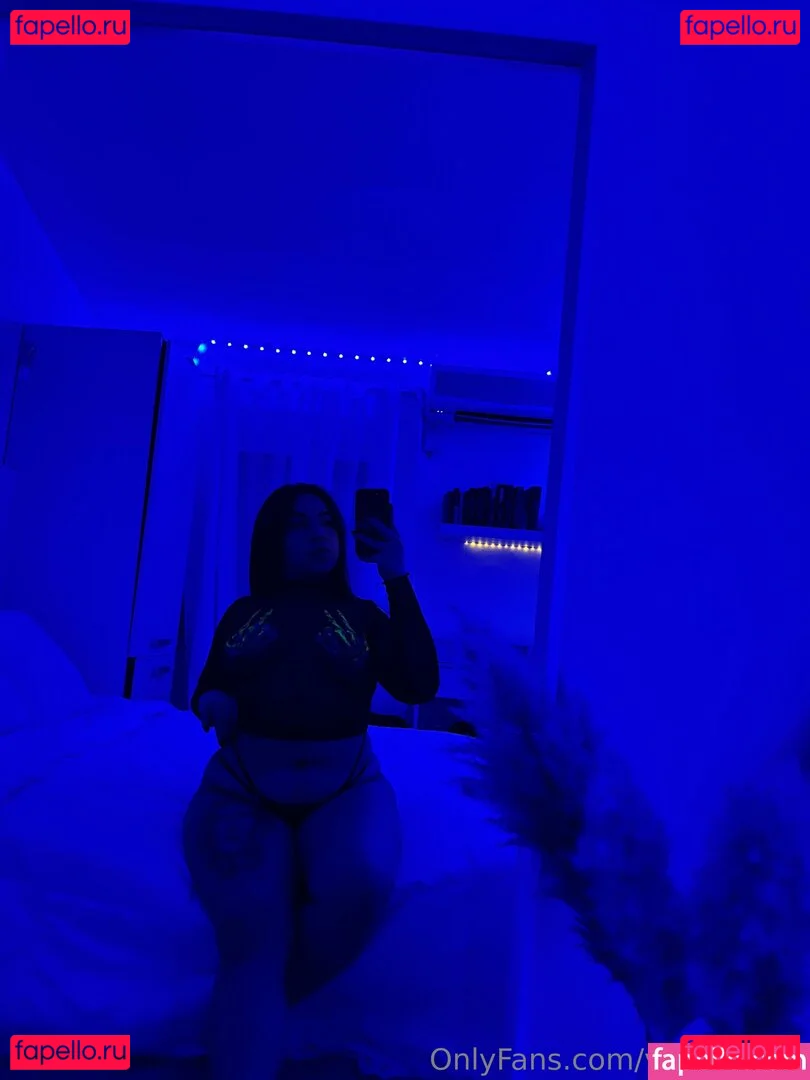 verolovev2 Onlyfans Photo Gallery 