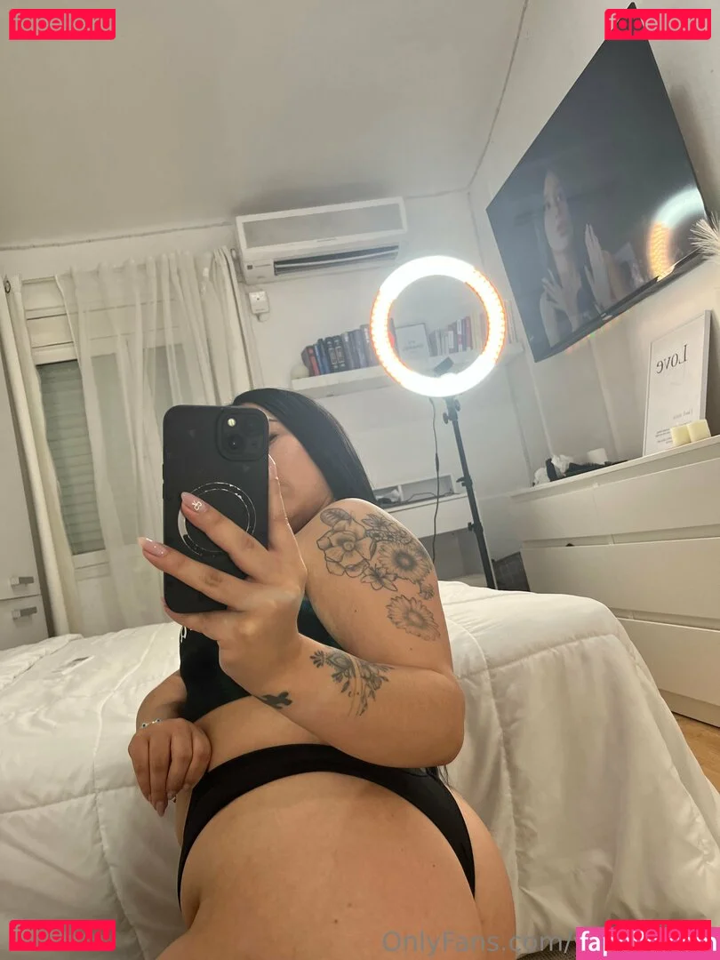 verolovev2 Onlyfans Photo Gallery 