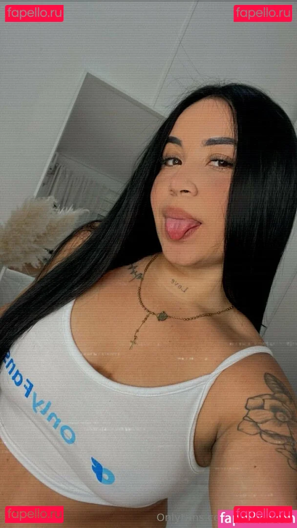 verolovev2 Onlyfans Photo Gallery 