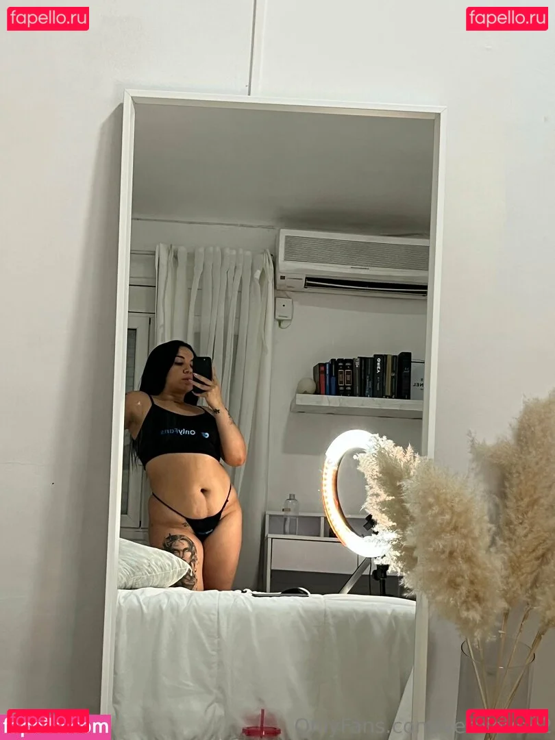 verolovev2 Onlyfans Photo Gallery 