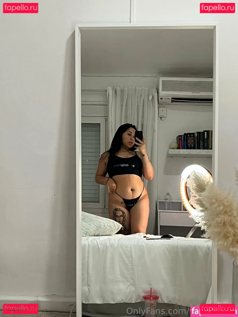 verolovev2 Onlyfans Photo Gallery 