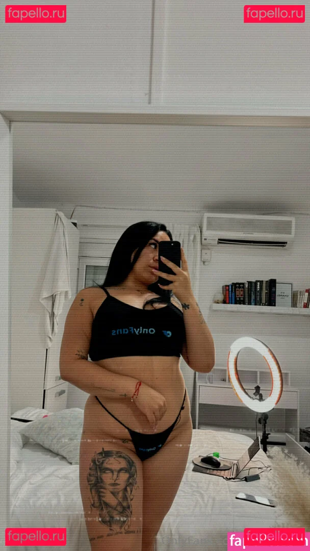 verolovev2 Onlyfans Photo Gallery 