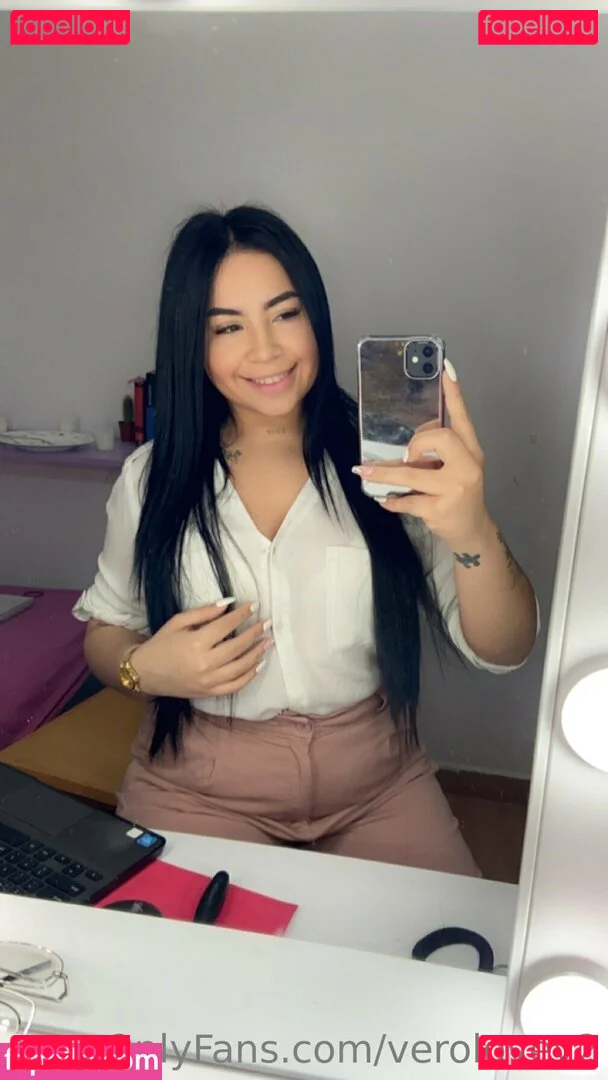 verolovev2 Onlyfans Photo Gallery 