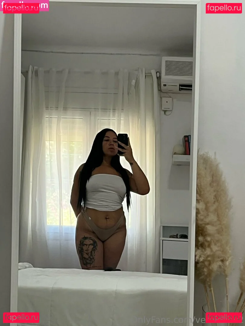 verolovev2 Onlyfans Photo Gallery 