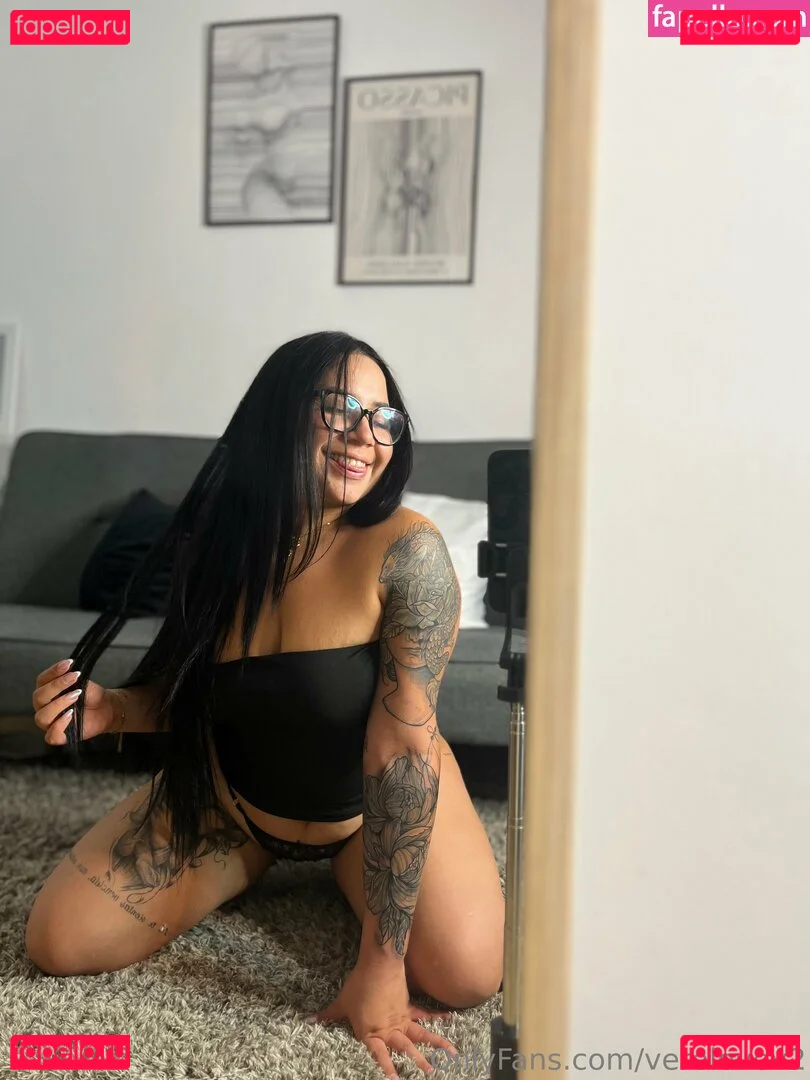 verolovev2 Onlyfans Photo Gallery 