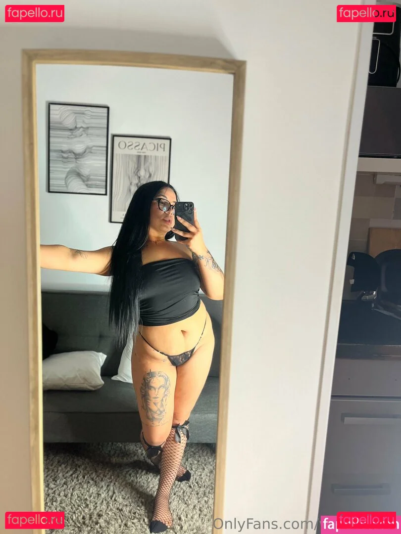 verolovev2 Onlyfans Photo Gallery 