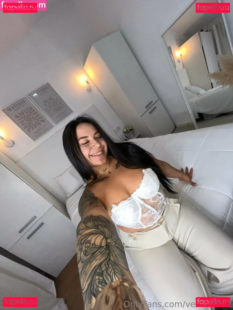 verolovev2 Onlyfans Photo Gallery 