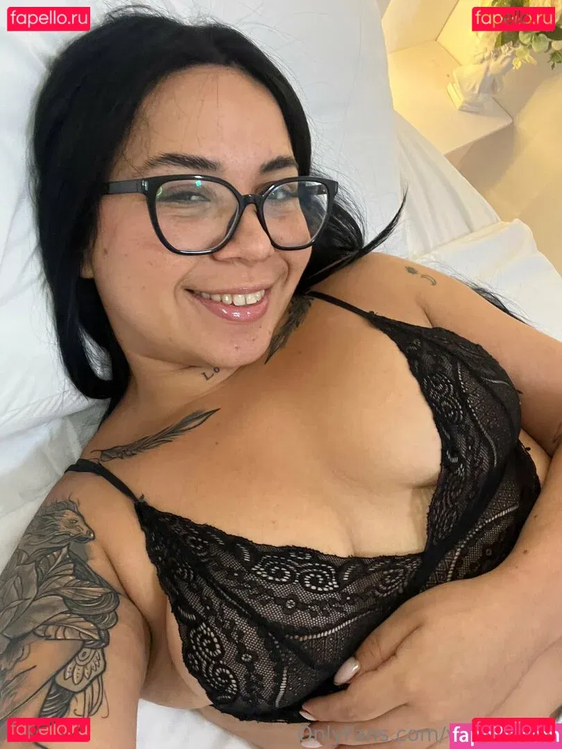 verolovev2 Onlyfans Photo Gallery 
