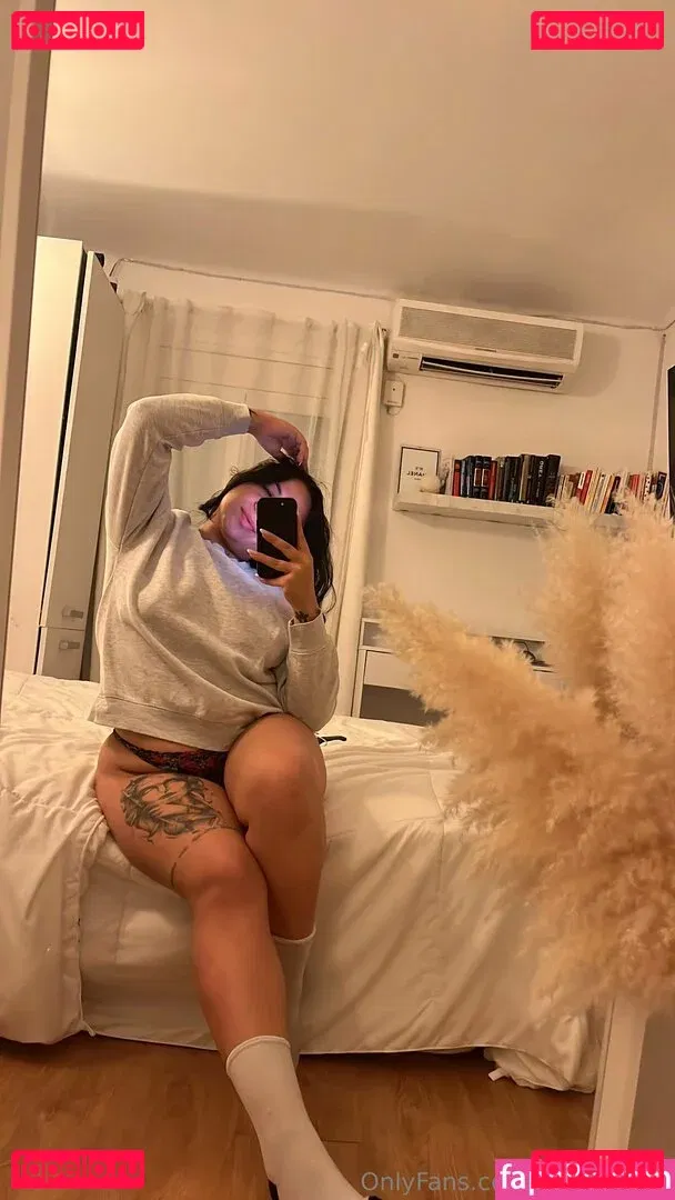 verolovev2 Onlyfans Photo Gallery 